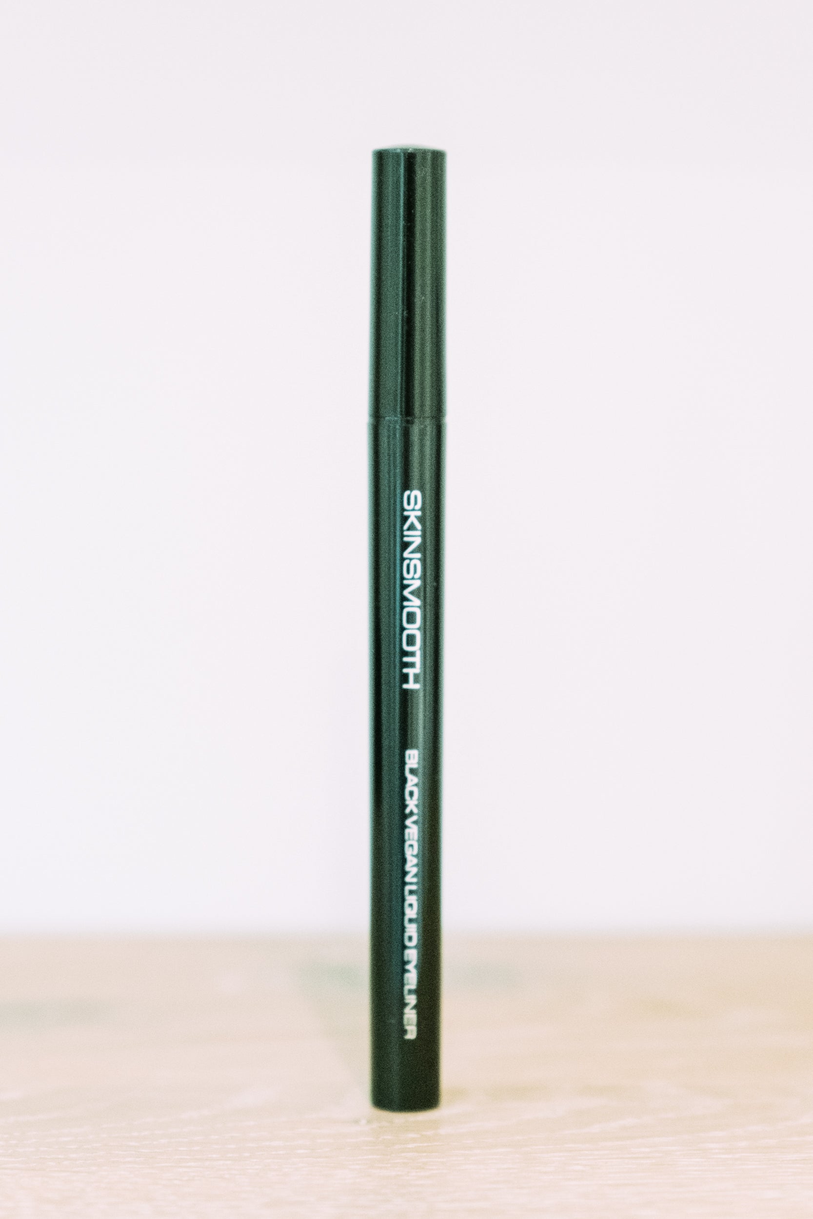 Skinsmooth Eyeliner Pencil black liquid